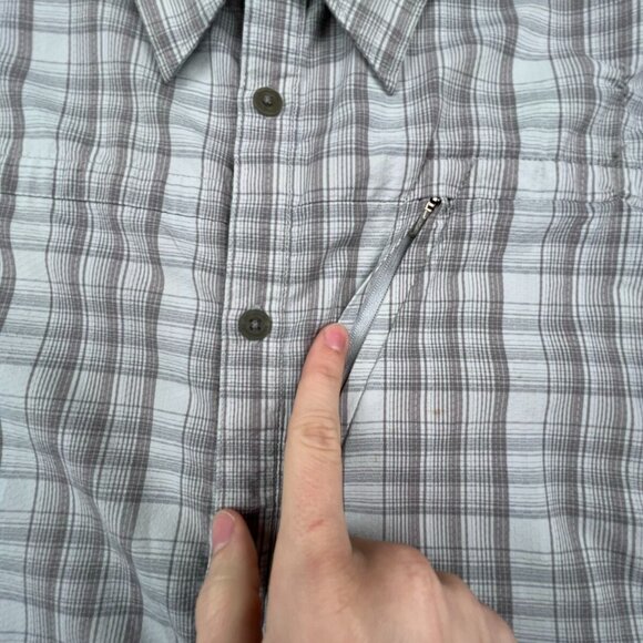 Mountain Hardware Short Sleeve Button Up Shirt Pockets Mens Large L Gray Plaid - Picture 4 of 9
